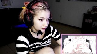 Petite latina reacts to Hentai Amanee IN SPANISH - 7 image