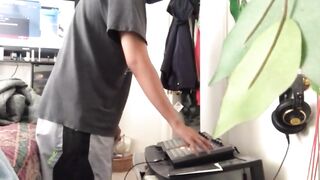 this beat makes me wanna fuck my neighbor's wife - 4 image