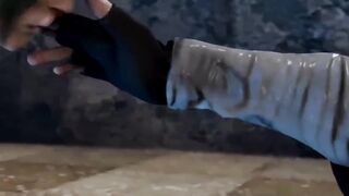 RESIDENT EVIL SEX ZOMBIE P2 - 5 image