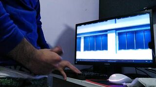 I almost got caught waching porn - 6 image