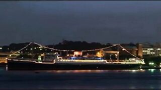 Having Sex with the Biggest Boobs in the World - 2 image