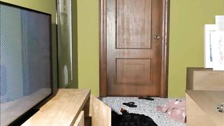 Husband Comes Home to Cheating Wife (Animation) - 7 image