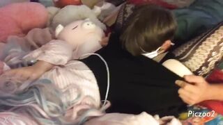 guy licks pussy anime girl and she cums - 4 image