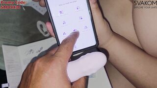 Curvy babe gets her tight ass destroyed by her man's toy while masturbating with Duoglow by SVAKOM