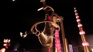 Ryo's Adventure: Red Robin Lounge - Machine Table - 1 image