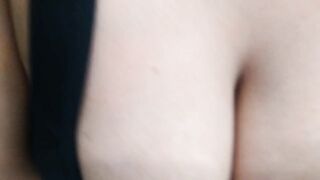 friends mom nude video viral - 5 image