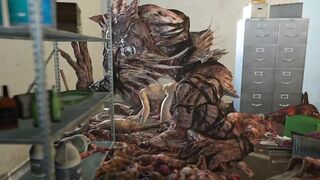 Jill getting fucked by Resident Evil creatures Hardcore 3D Animation - 3 image